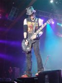 Concerts 2012 0610 lyon alphaxl 03 GN'R (080)